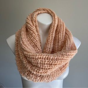 Chunky Knit Circle Scarf